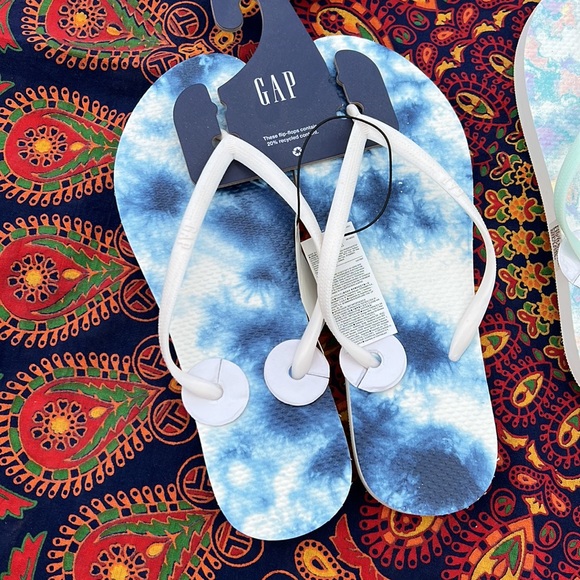🩴 5 Pair Bundle of Gap Brand Flip Flops 🩴 - Picture 6 of 16